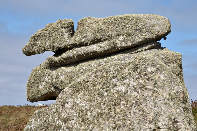 On this windswept land, the rocks of Ouessant stand proudly facing the ocean. Sculpted by time, they tell of the island's strength and wild beauty.