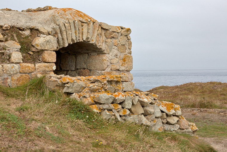 Built from local stone, this outdoor oven was once used to bake bread and community meals, facing the sea breezes.